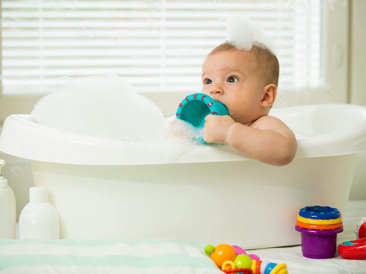 Higiene práctica para bebés activos